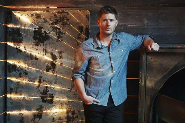 L attore di Supernatural Jensen Eccles