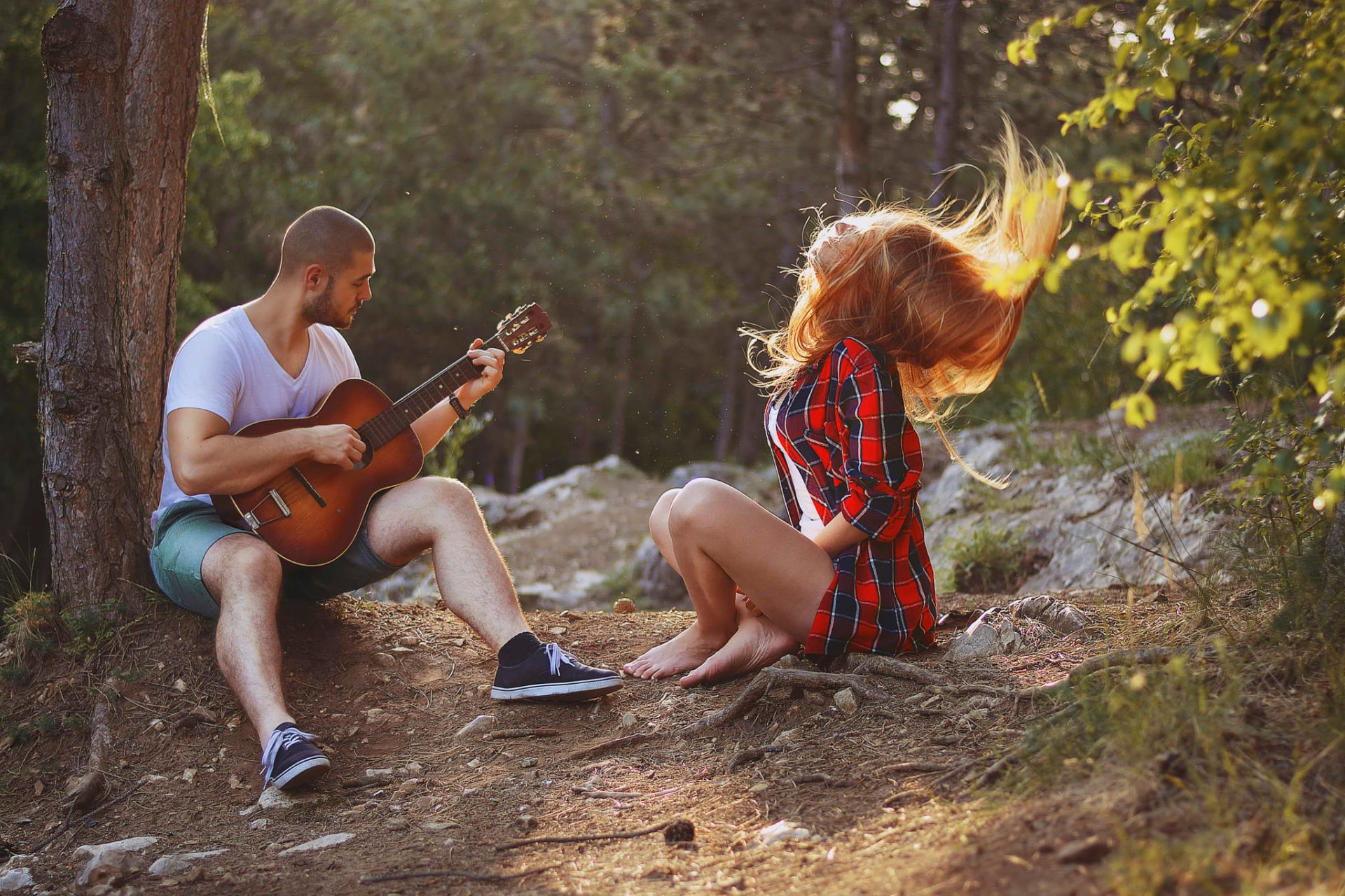 ragazzo chitarra ragazza canzone