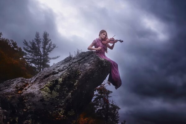 A girl plays the violin