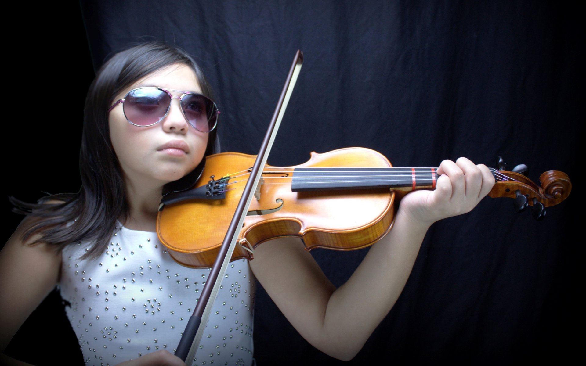 Девочка скрипачка. Девушка музыкант. Топ красивые скрипачи. Девочка музыкант.