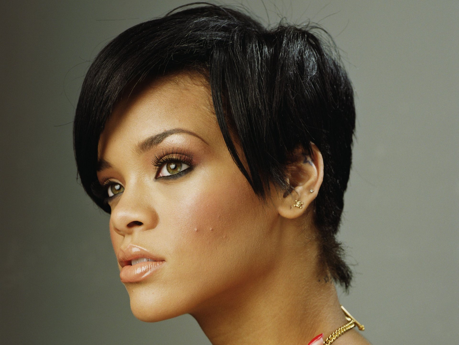 rihanna rihanna celebridad cantante corte de pelo