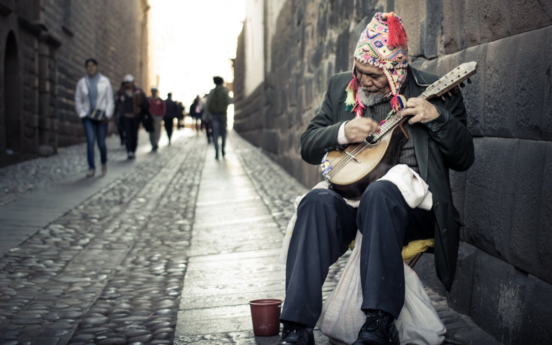 músico calle ciudad