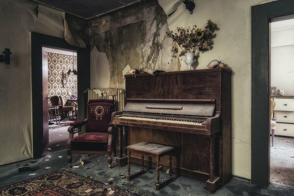 An old house with a piano