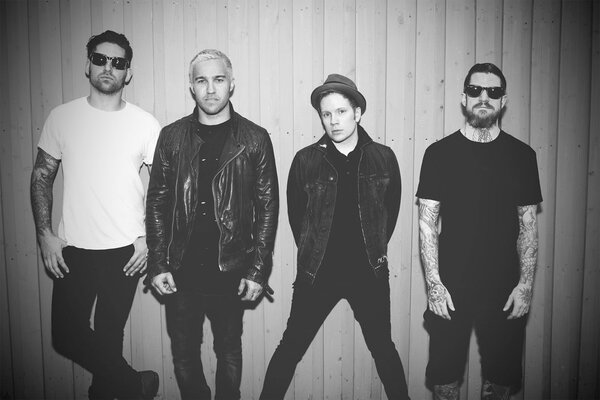 Patrick Stamp, Pete Wentz, Joe Trohman, Andy Hurley from the band Fall Out Boy