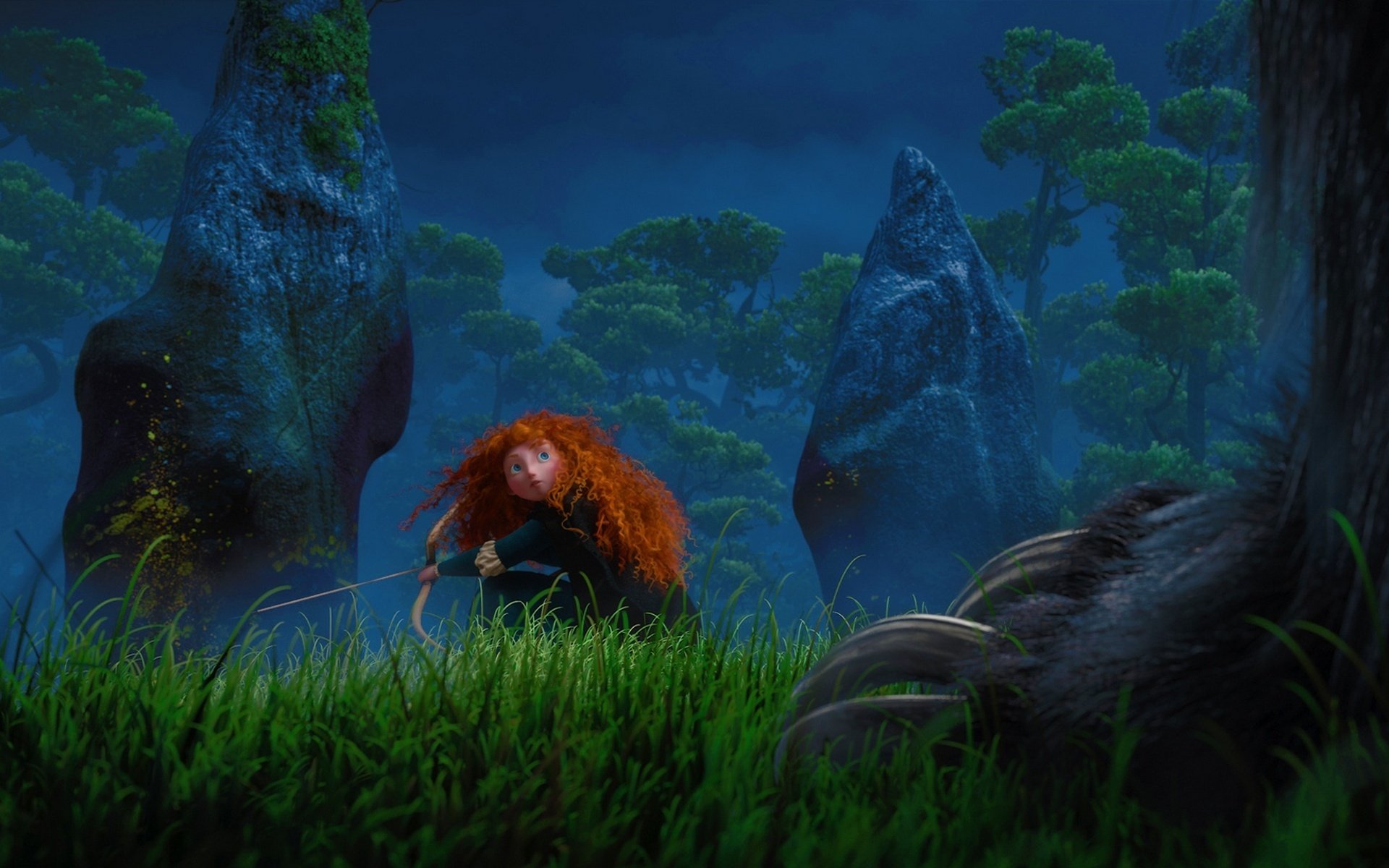 film disney pixar scozia principessa archer merida capelli rossi foresta sera cuore coraggioso cartone animato pixar ragazza rossa arciere guerriero dolmen alberi