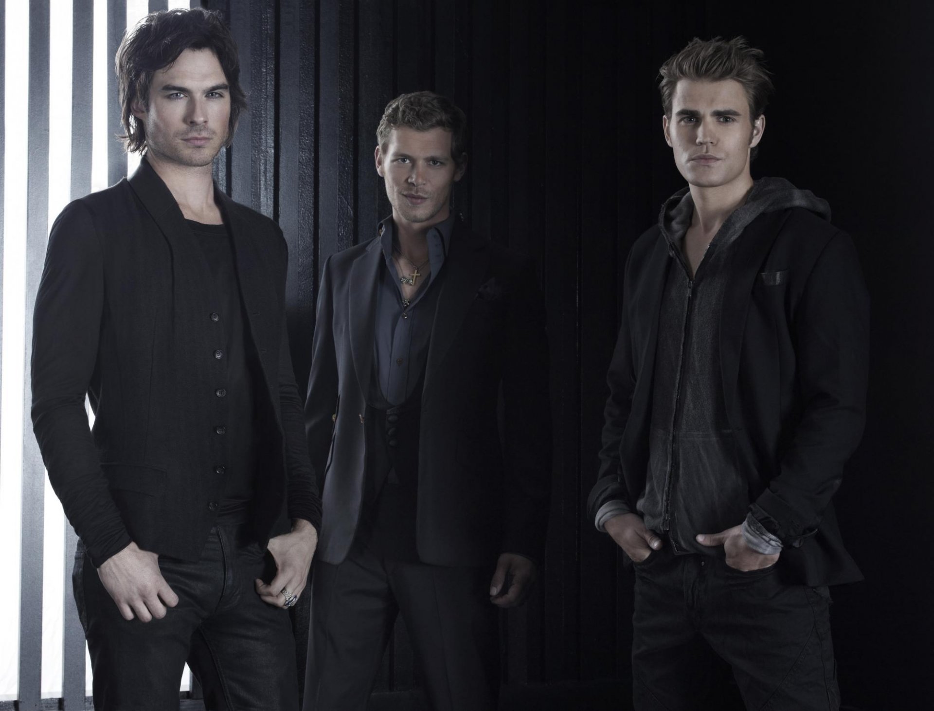 pamiętniki wampirów serial telewizyjny joseph morgan paul wesley ian somerhalder ian somerhalder