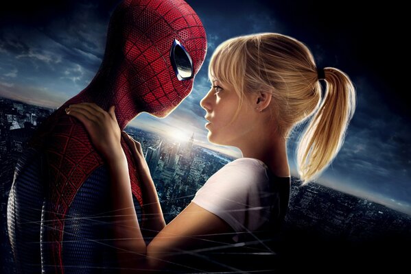 Andrew garfield und emma stone in dem fantastischen actionfilm the new spider man