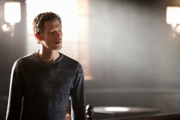 Foto de retrato de Joseph Morgan