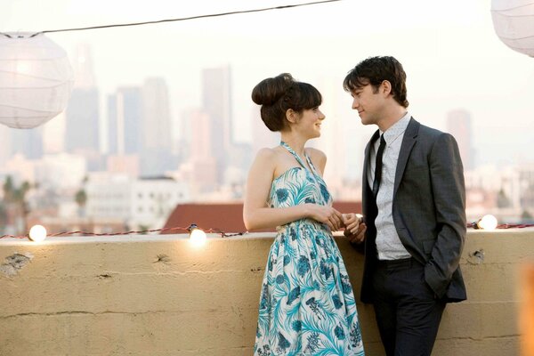 A shot from the film 500 Days of Summer with Joseph Gordon-Levitt and Zooey Deschanel