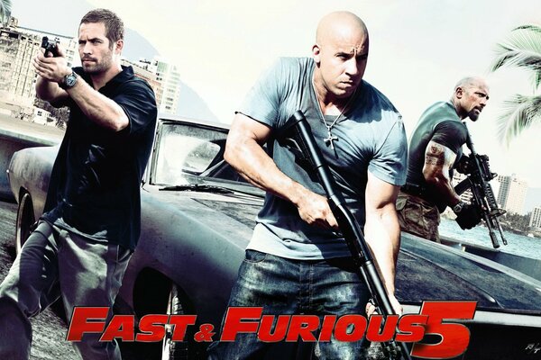 Vin Diesel, Paul Walker, Dwayne Johnson en Fast and Furious 5 