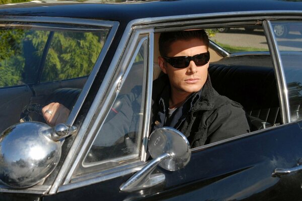 Dean Winchester w impali