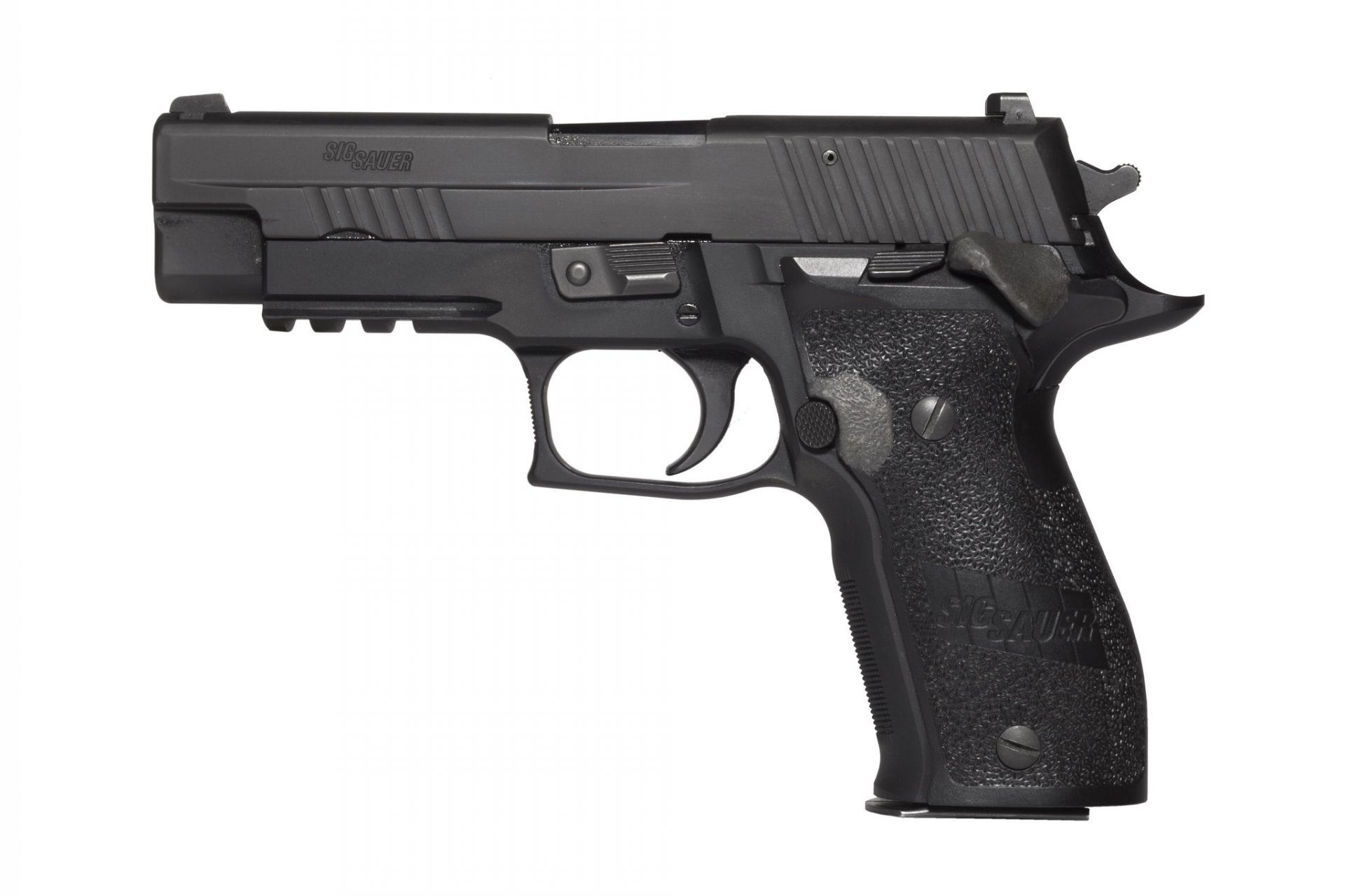 ig-sauer p226 pistolet arme