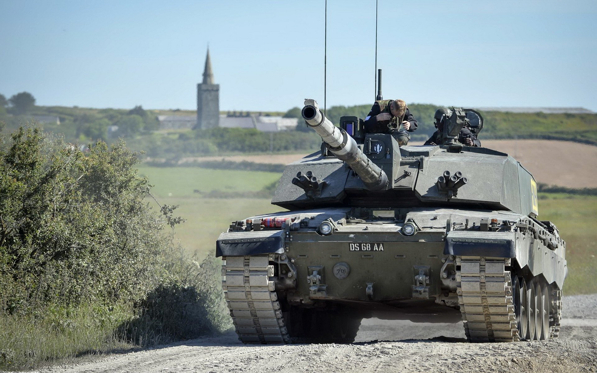 challenger 2 tanque armas carretera