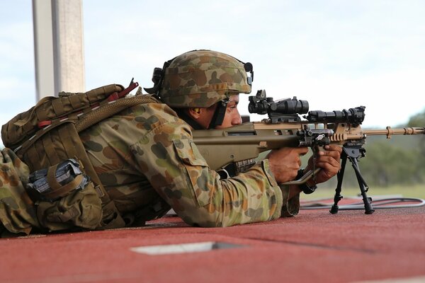 Soldier shooter. Training, preparation. Shooting