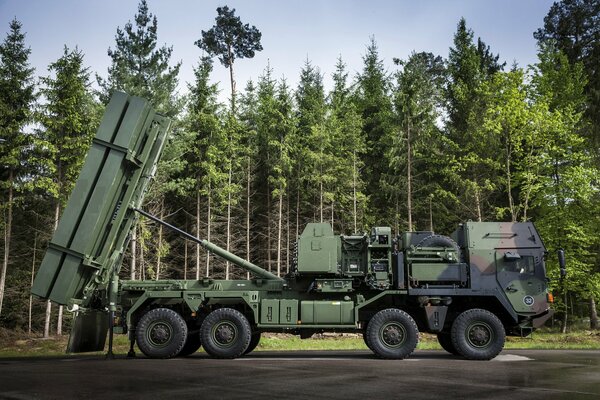 Foto del sistema de defensa aérea terrestre