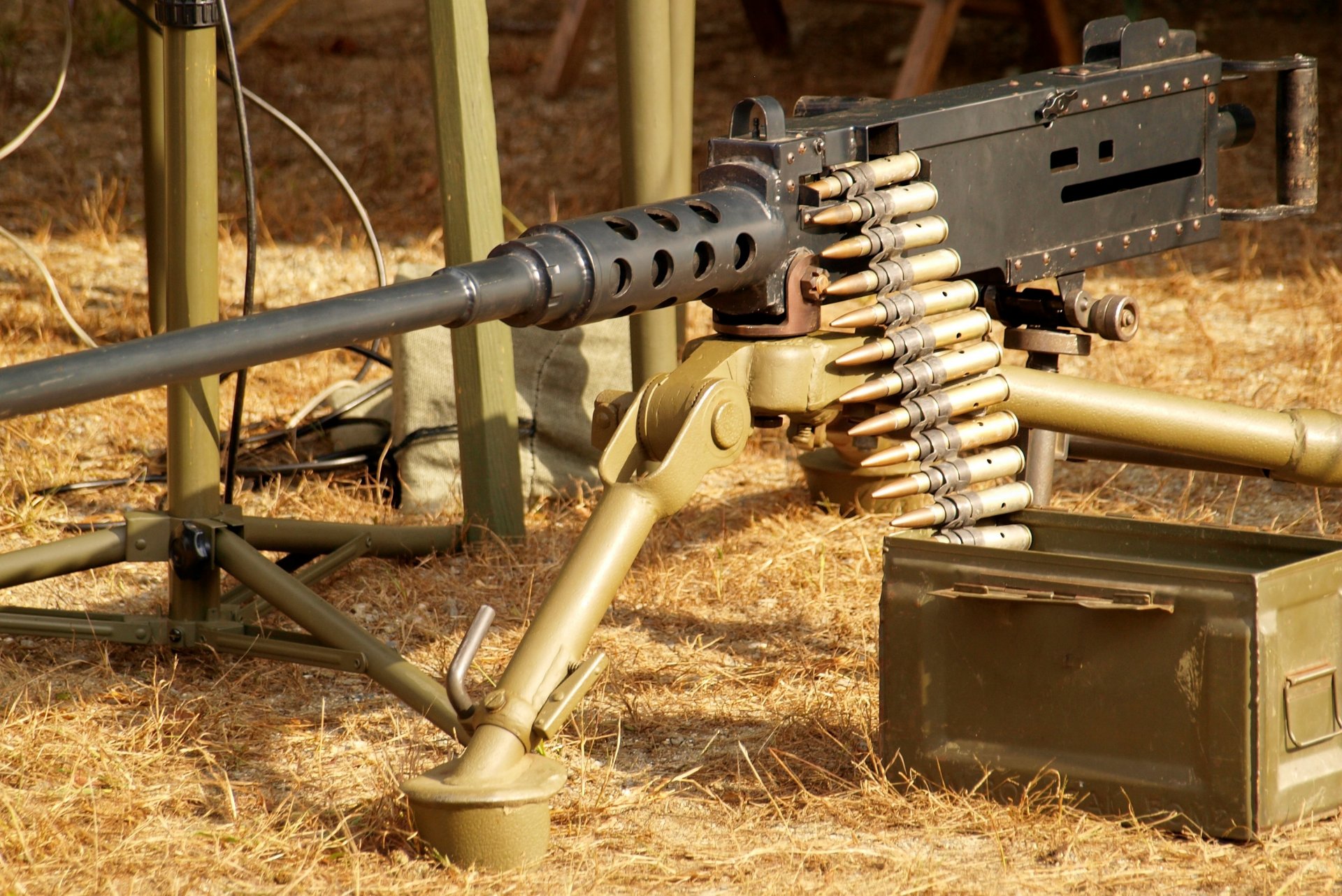 browning m2 machine gun heavy machine ribbon cartridge