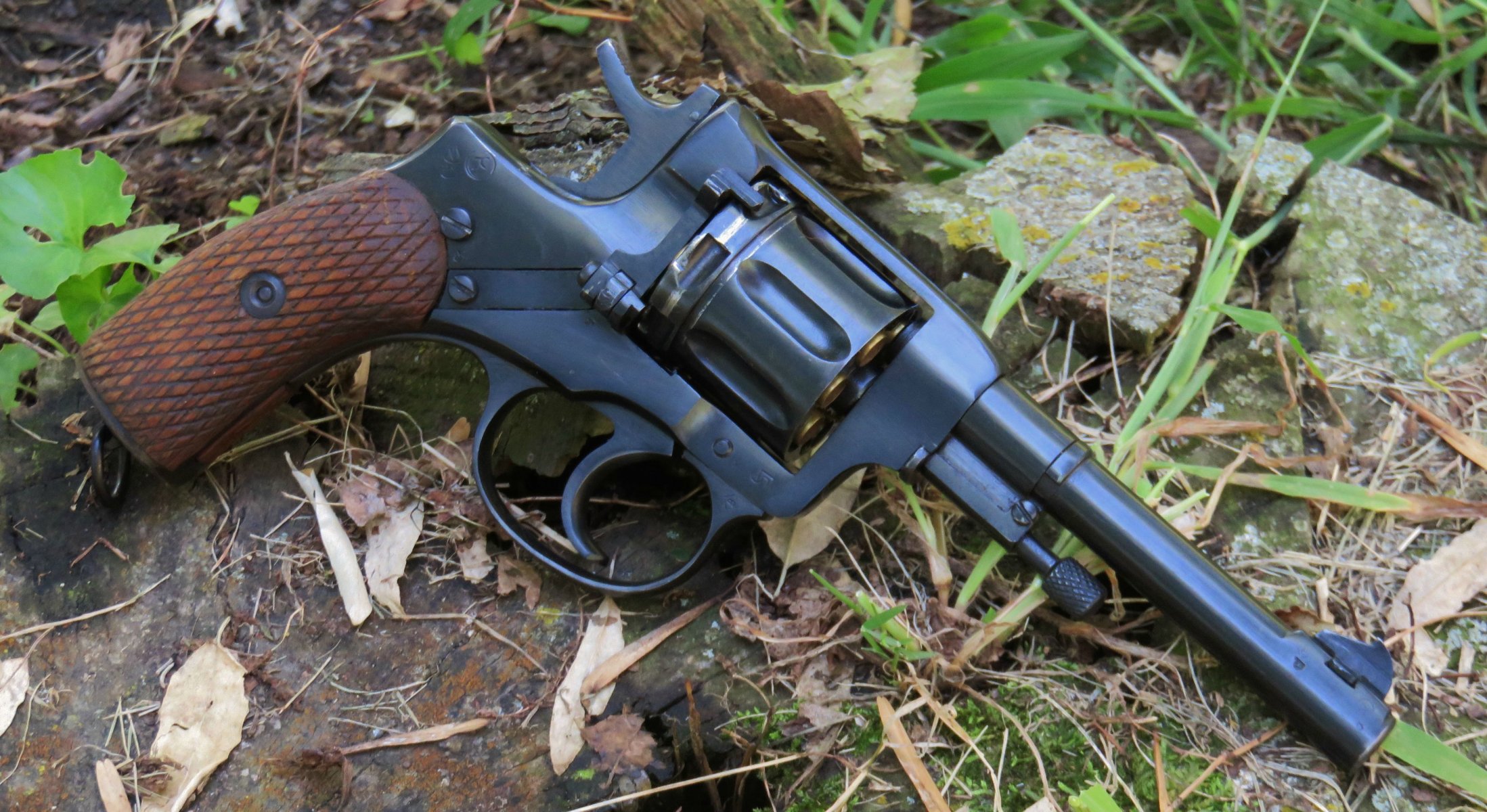 nagan revolver armi