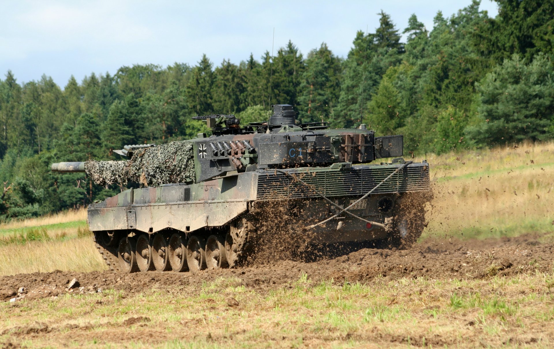 leopard-2 a6 panzer waffen