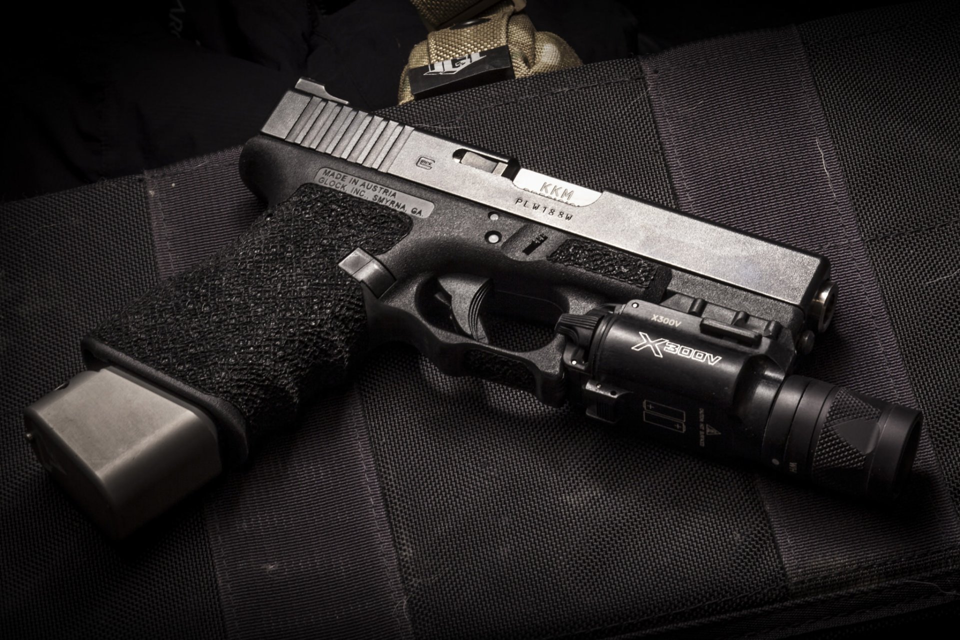 glock auto-chargement pistolet arme