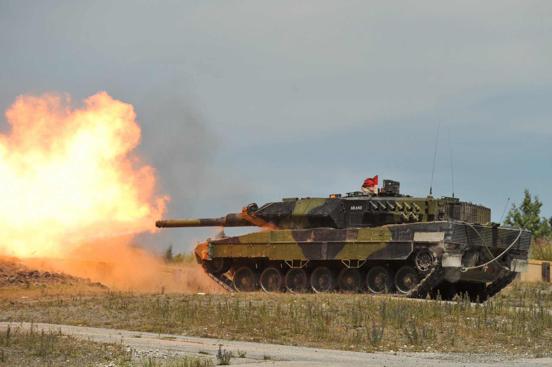 leopard 2 czołg pancerny strzelnica