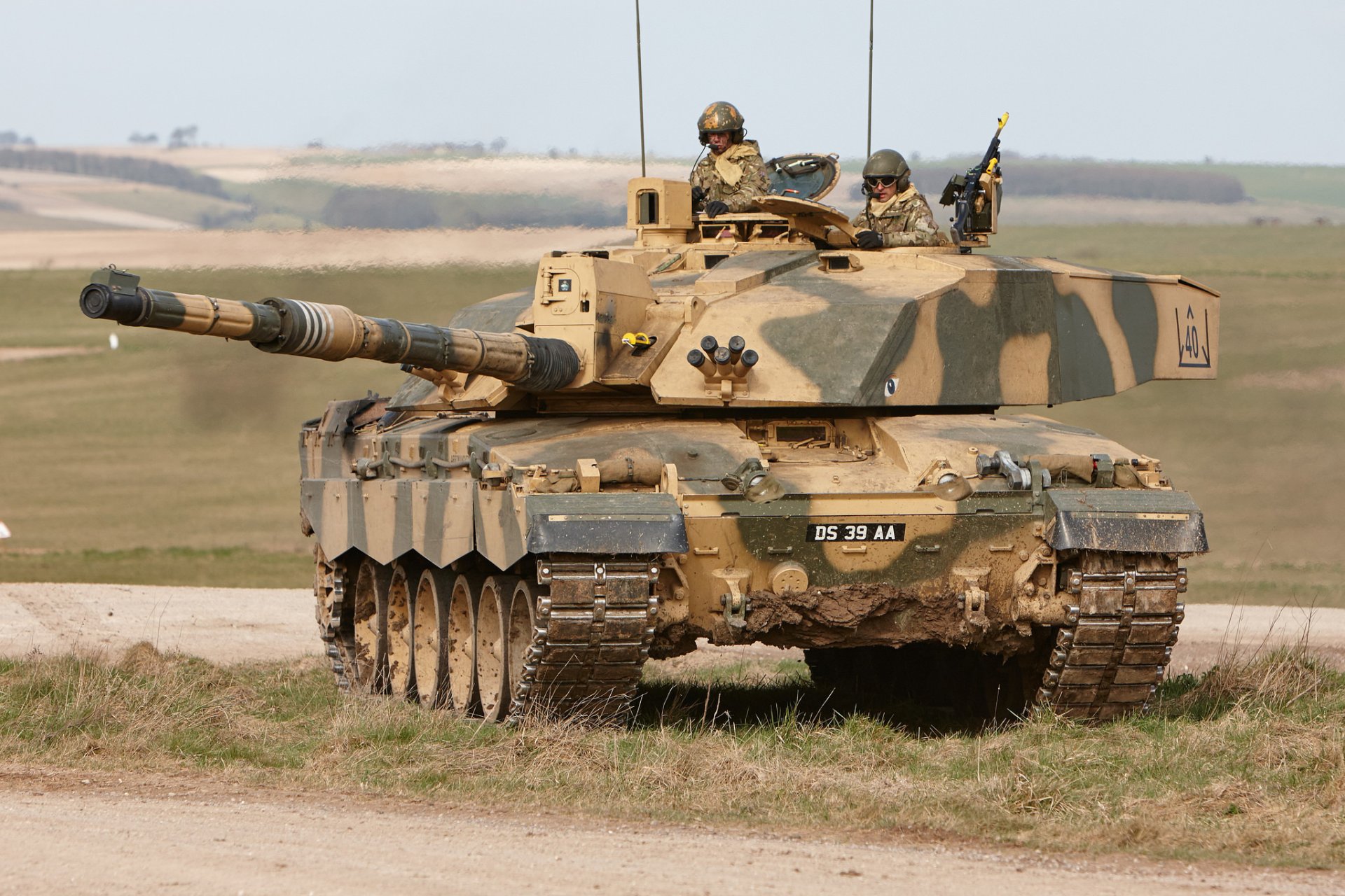 challenger 2 challenger 2 battle tank armored vehicle