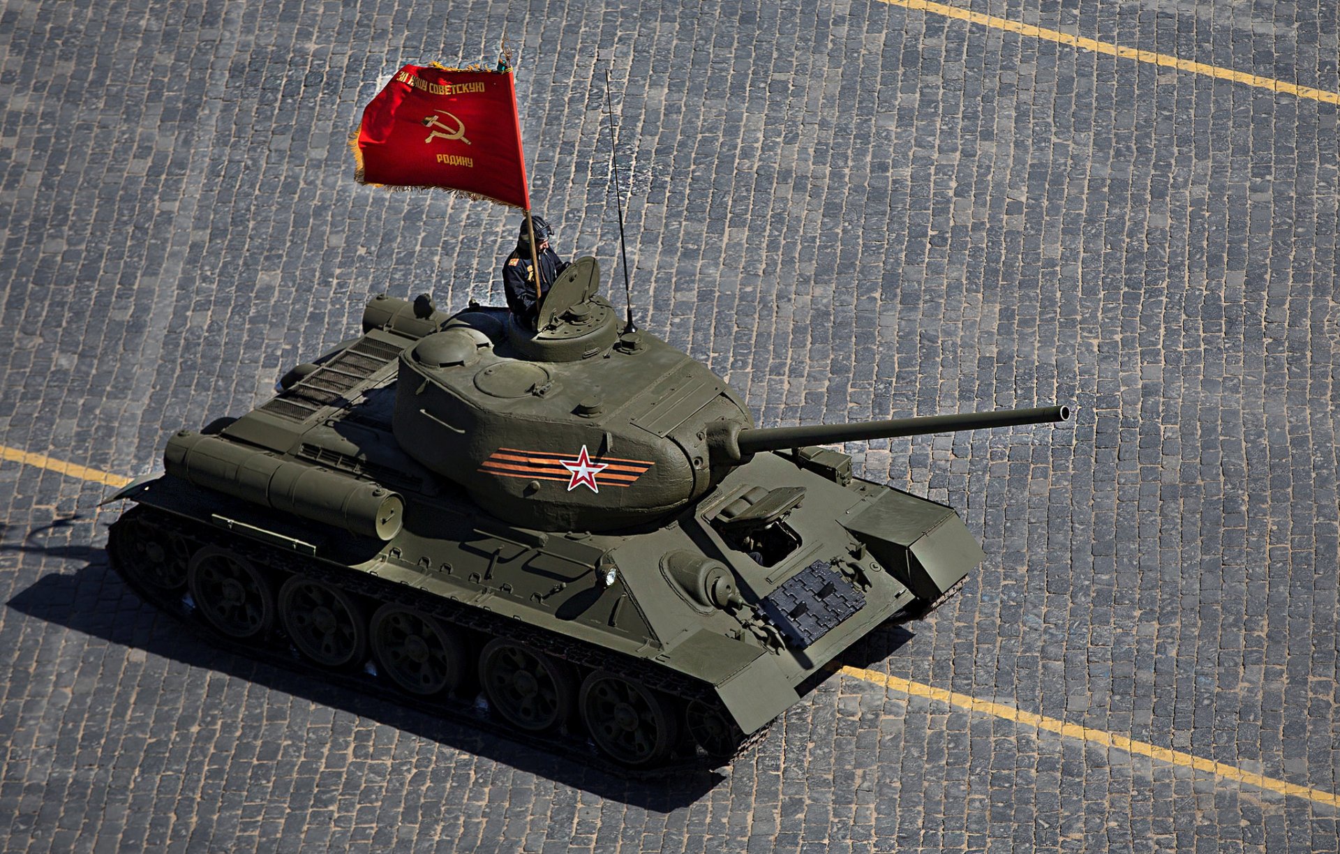 t-34-85 sovietico medio carro armato giorno della vittoria festa piazza rossa parata