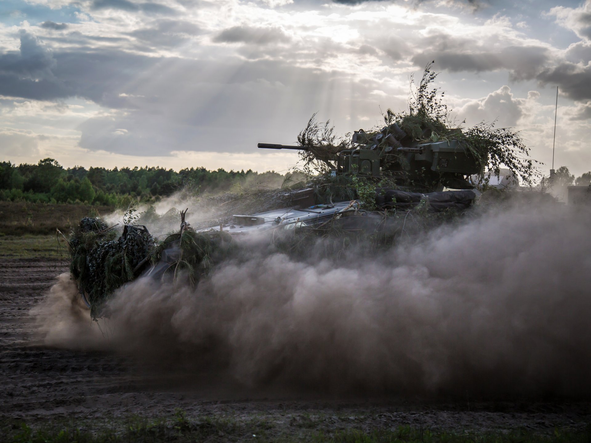 marder 1a3 veicolo da combattimento fanteria bmp cielo polvere