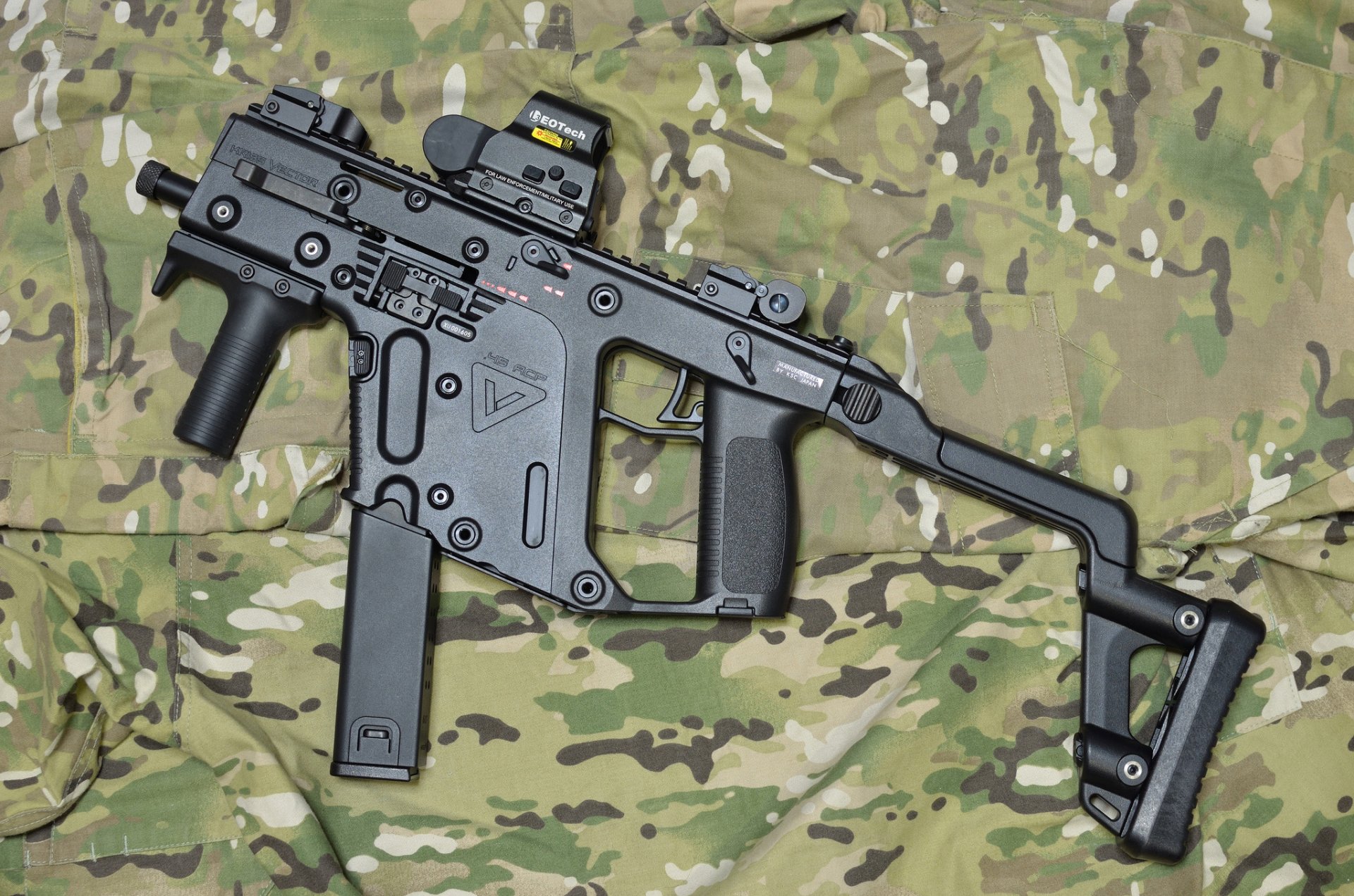 kriss vector super v armi camuffamento