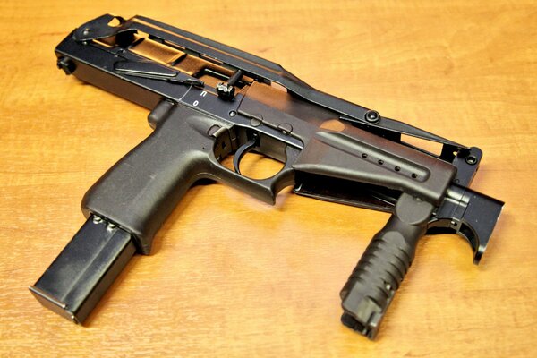 Développement spécial du pistolet russe Heather SR-2