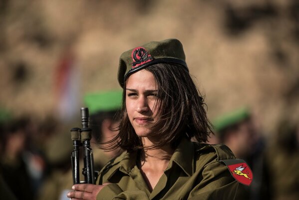 A girl Israeli soldier with a gun