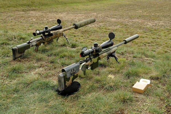 Scharfschützengewehre bei Trainingsschießen