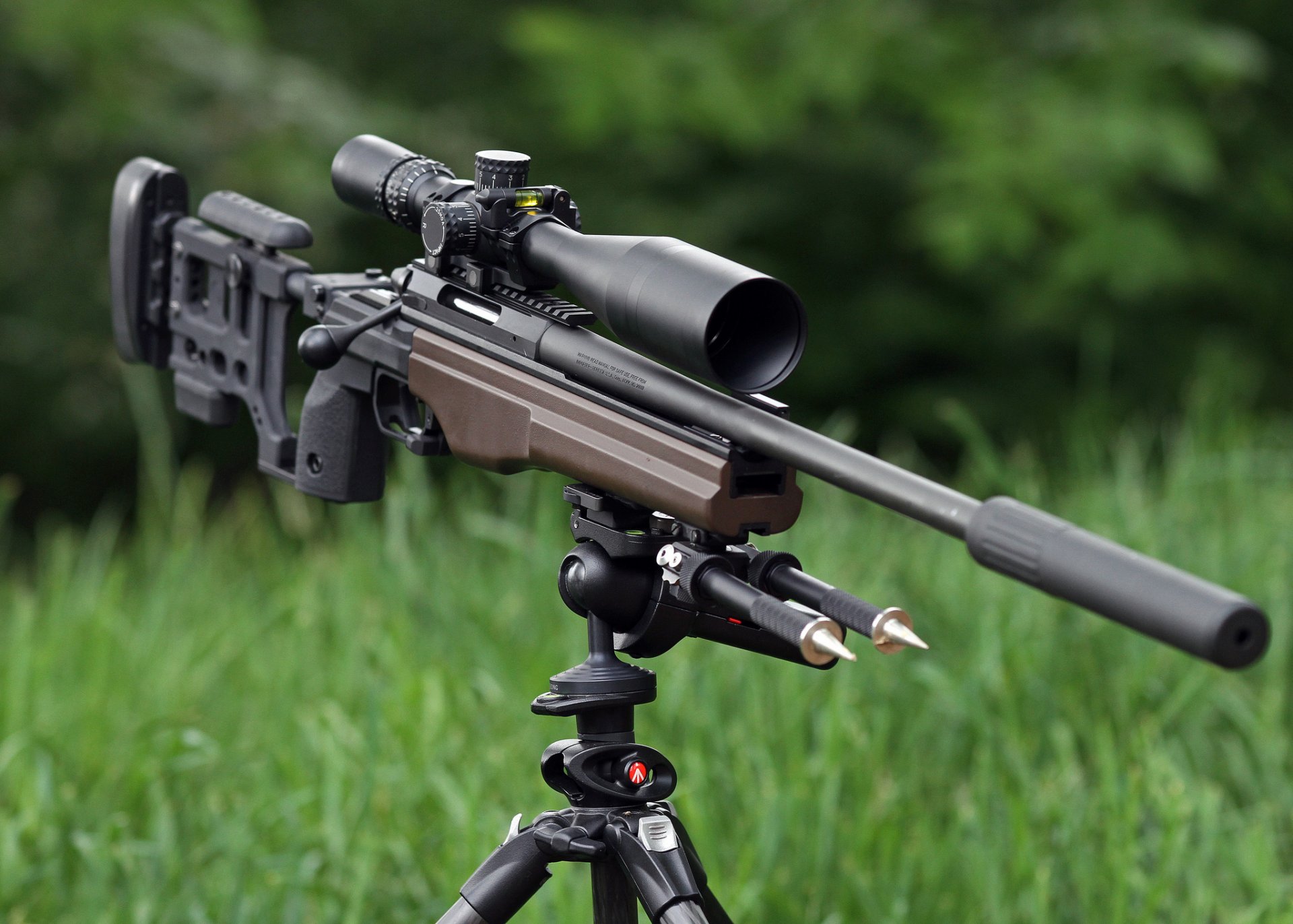 ako trg‑22 sniper rifle optics weapon background