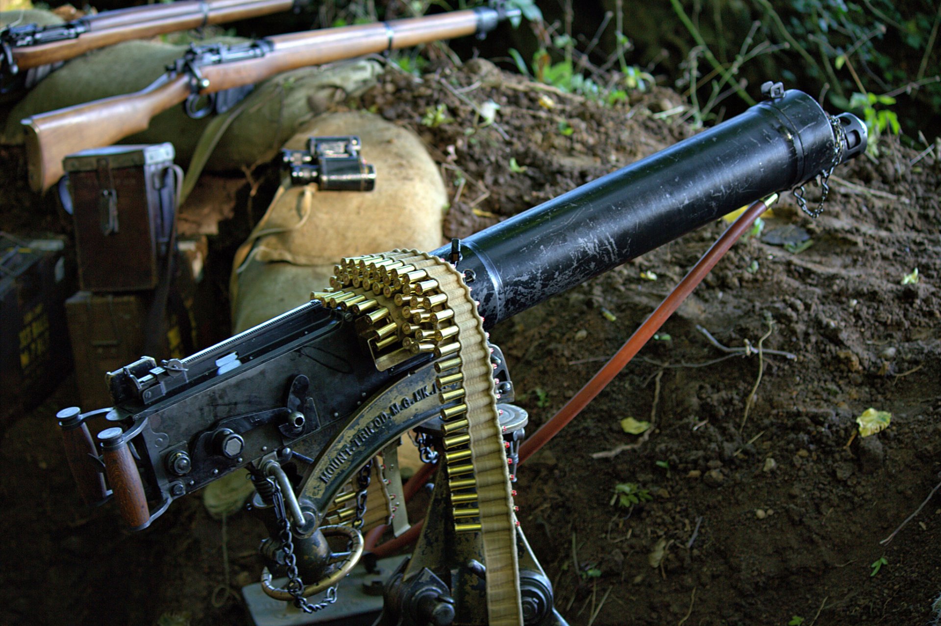 bande de munitions arme tranchée