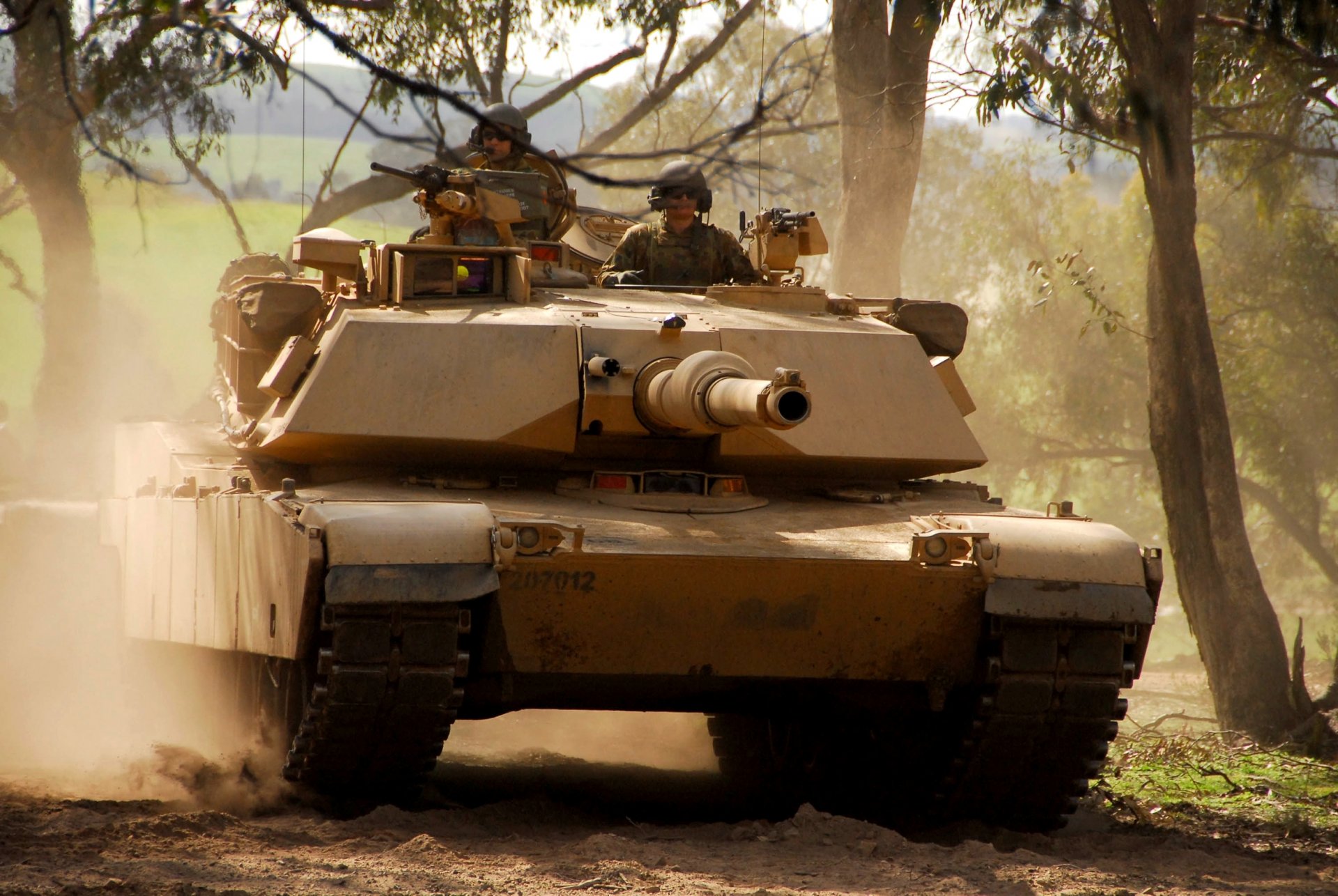 carro armato abrams colorazione petroliere esercitazioni