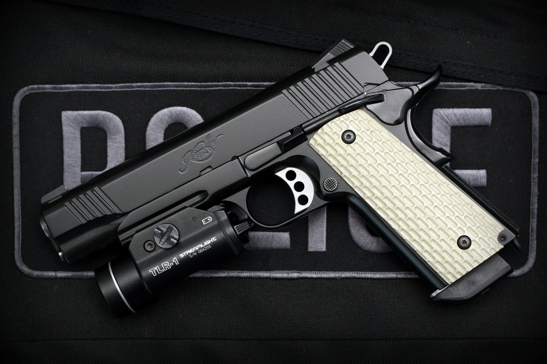 kimber guerriero semi-automatico pistola