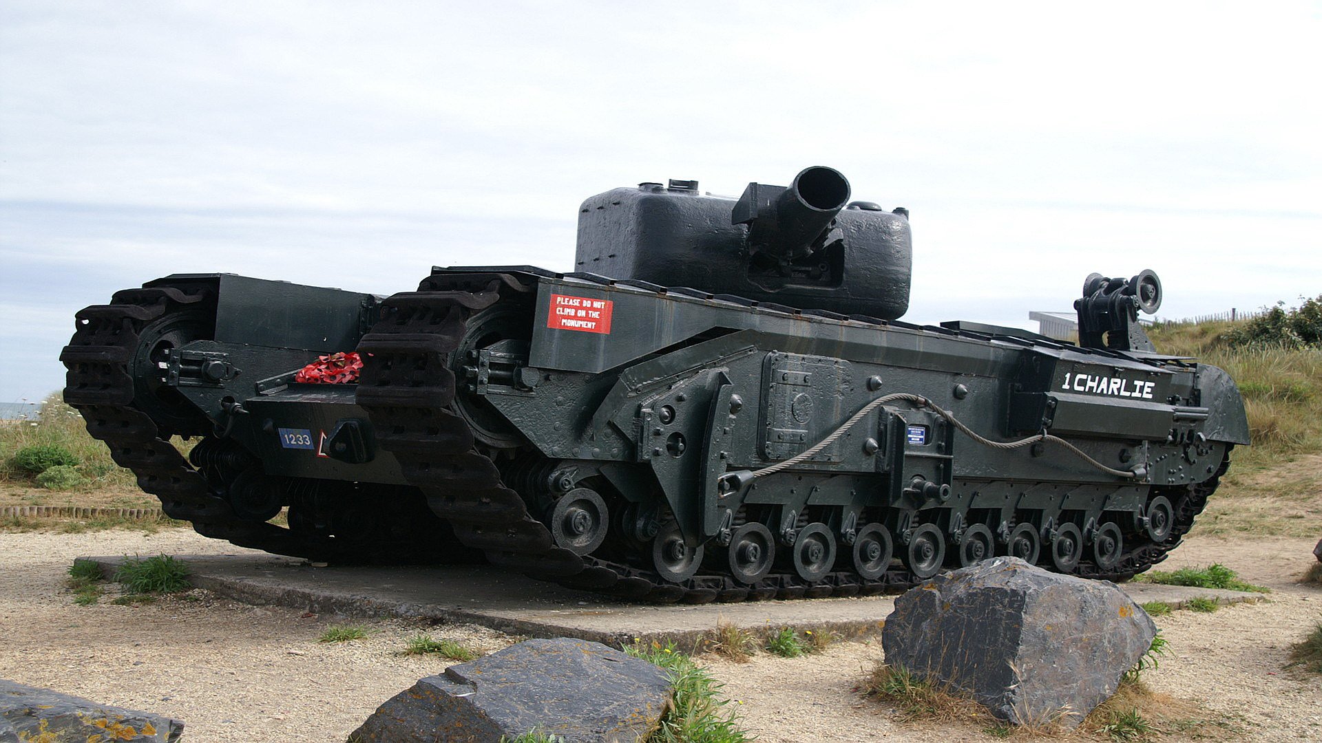 churchill mk vi pequeños demonios negros tanque inglaterra memorial obús lento fuertemente blindado