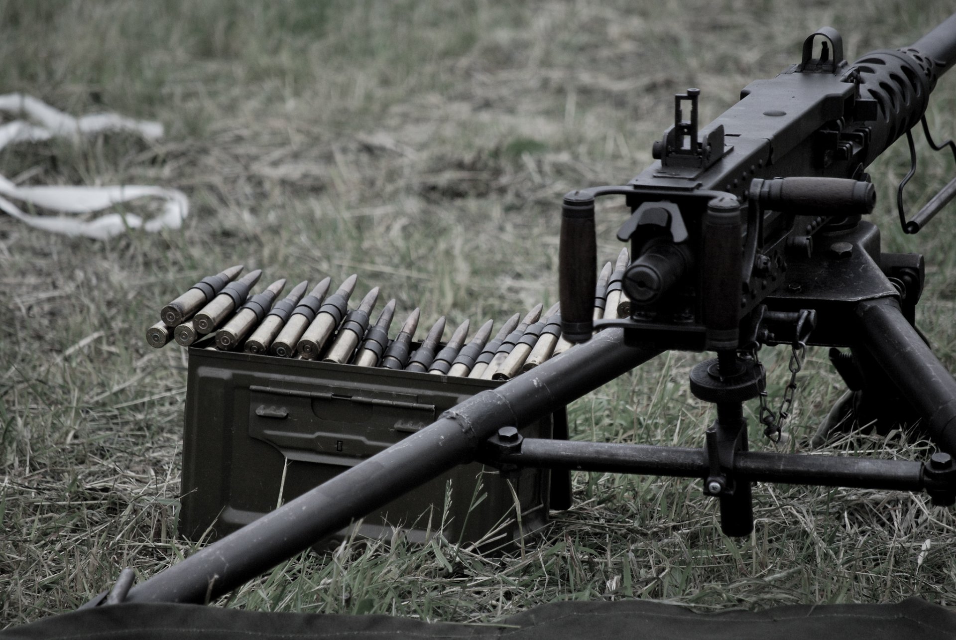 browning m2 karabin maszynowy sztalugowy taśma nabojowa broń