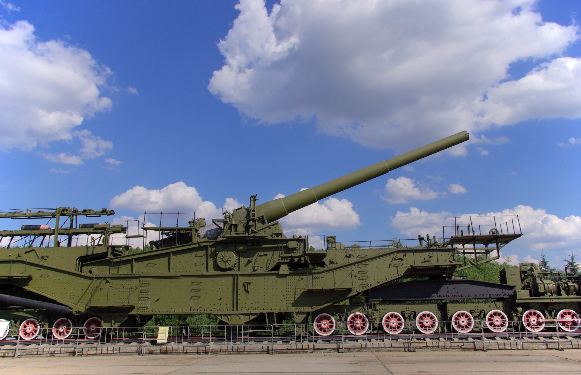 tm-3-12 1938 superheavy train artillery system with a tool from the sunken battleship empress maria gauge 305 mm sky