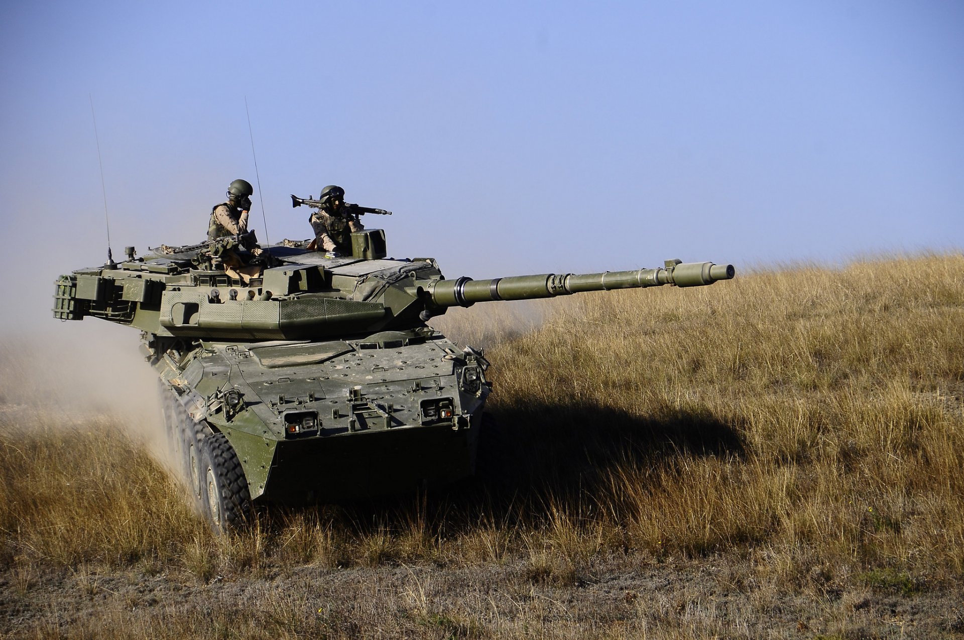 lourd véhicule blindé combattant chars véhicules blindés