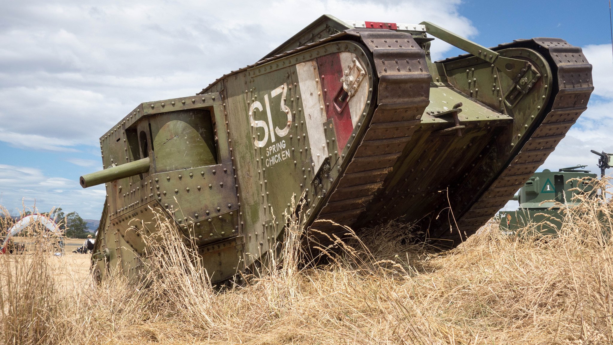 mk iv replica tank armored vehicle