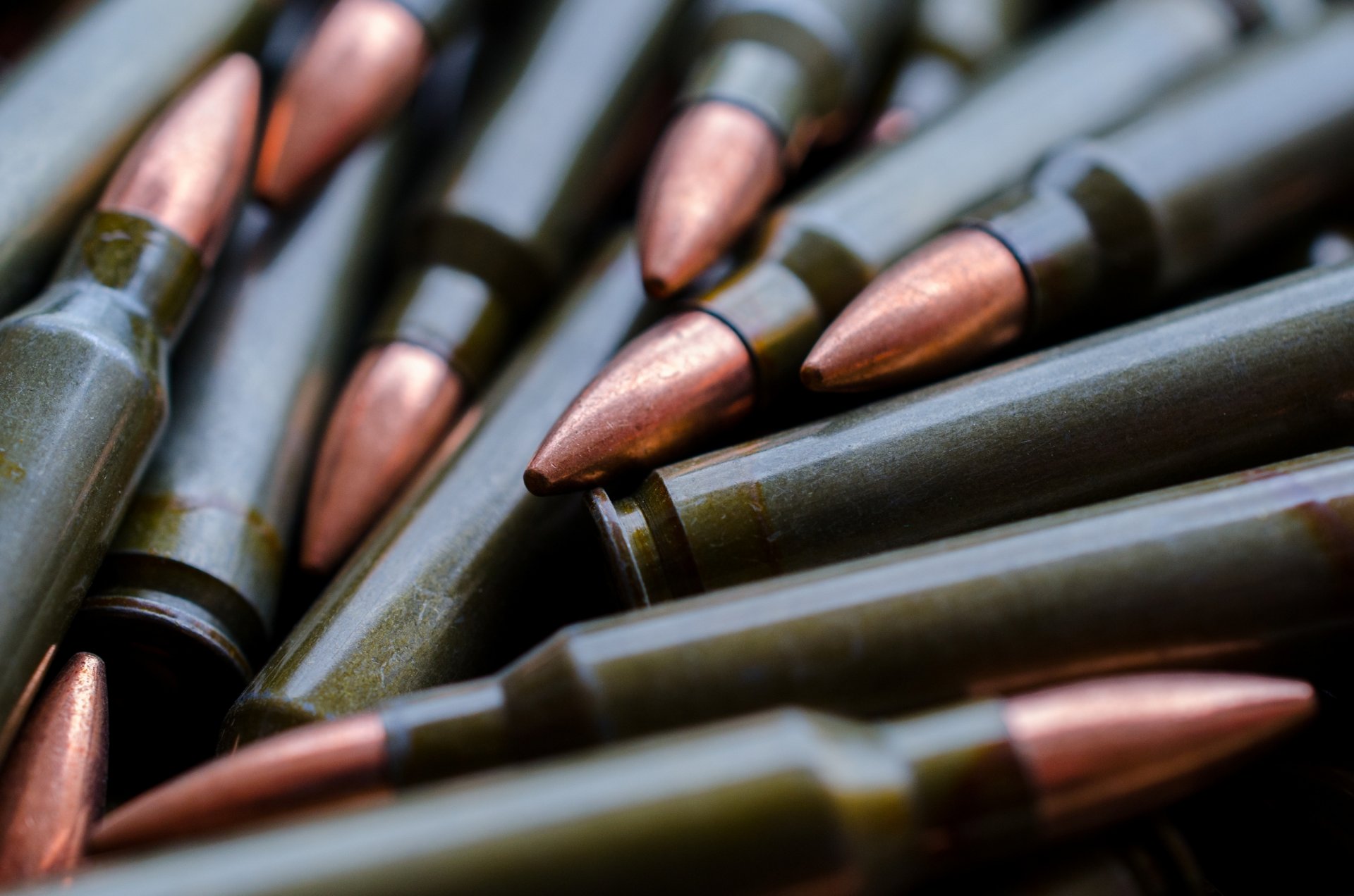 5.56 bullet macro