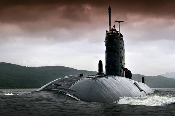 Nuclear submarine s90 rises from the bottom