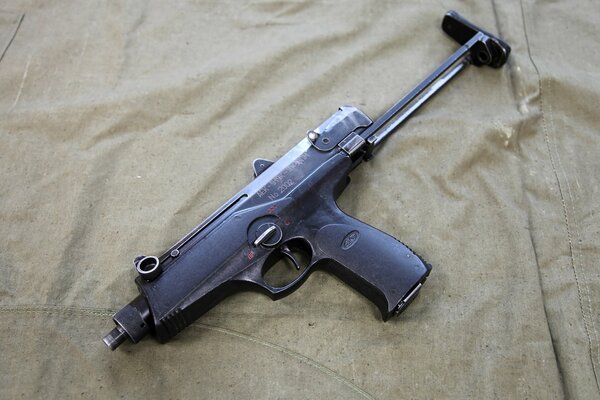 Pistolet AEK-919k kashtan Russie