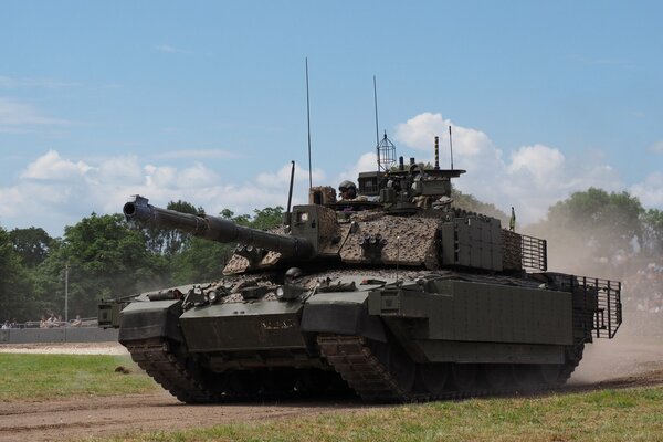 Char de combat Challenger 2