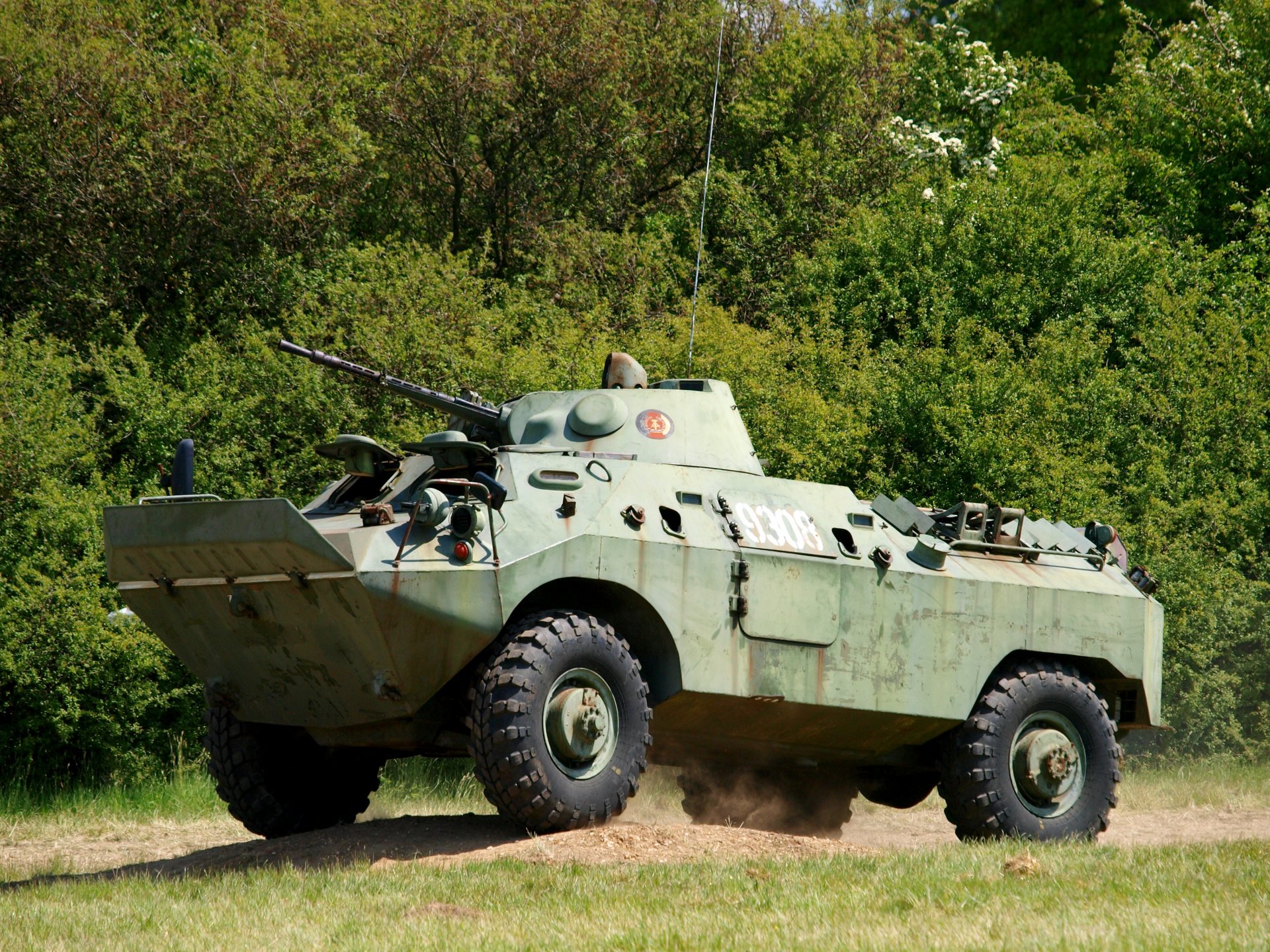 d-944.00 pszh hungary armored personnel carrier