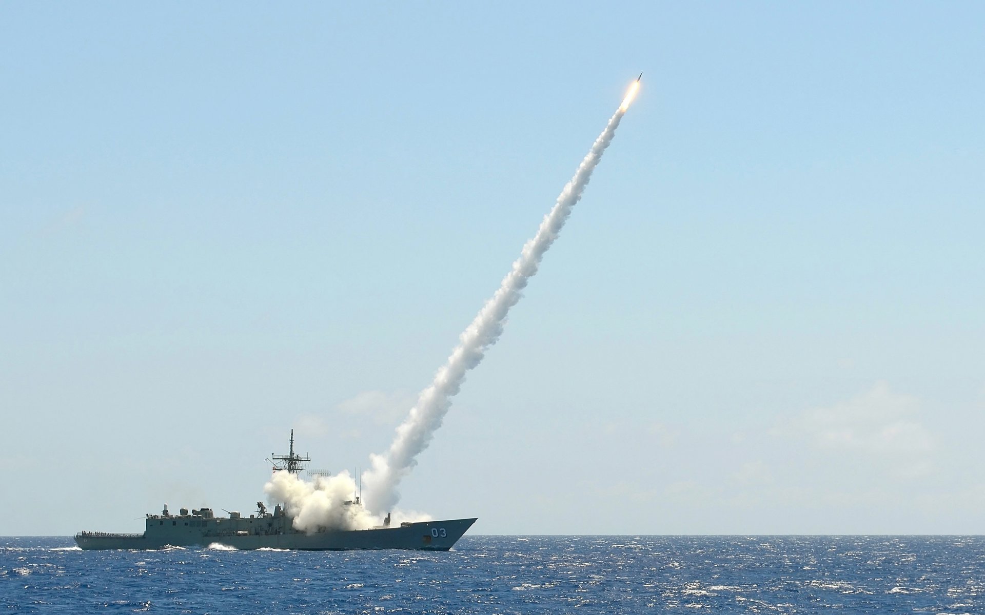 ea waves sachsen-klasse frigate type saxony german navy start rocket target