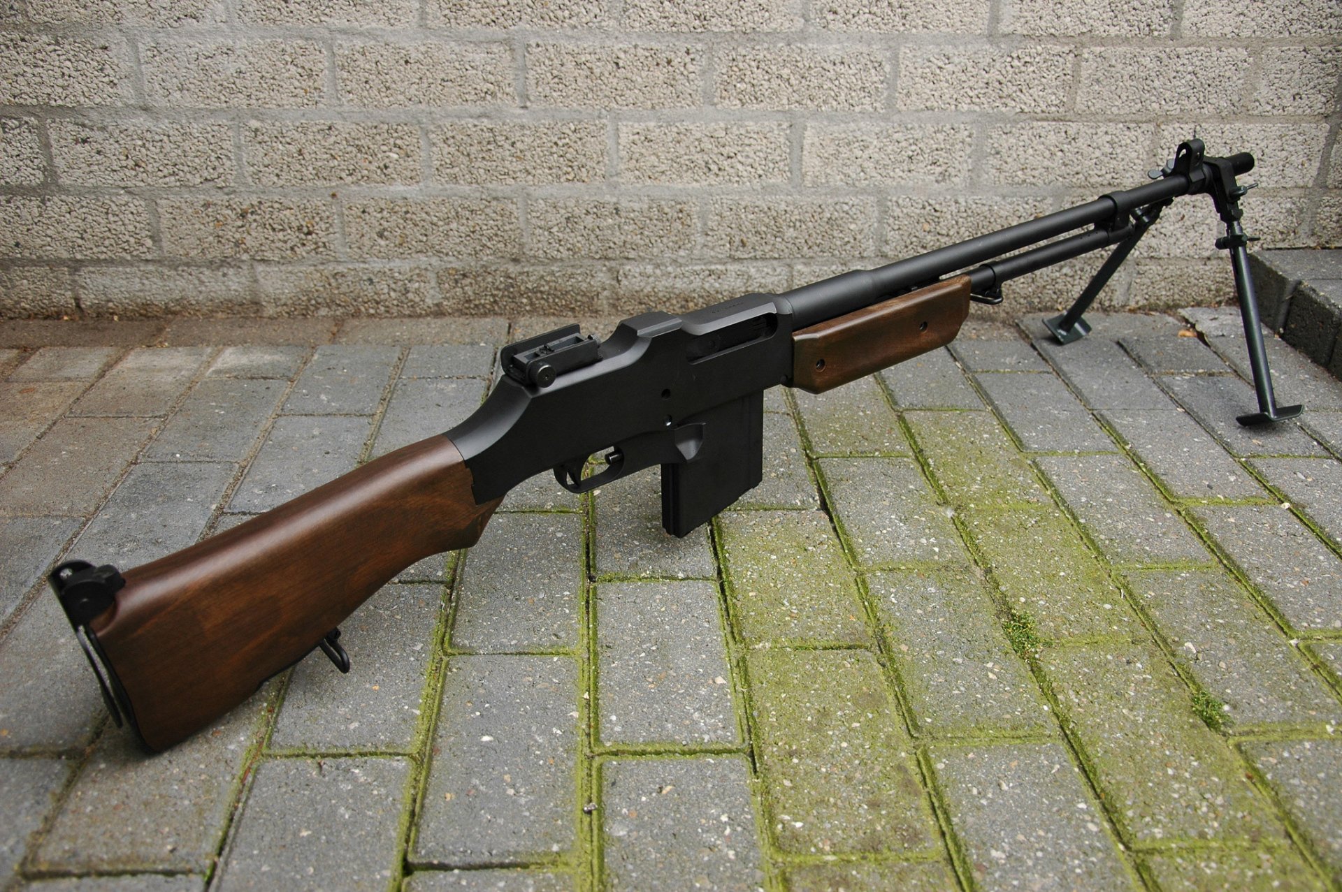 browning m1918 auto rifle weapon