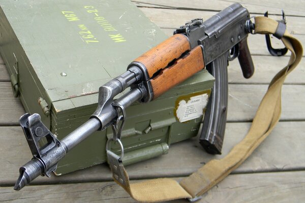 Automat bojowy marki AK-47