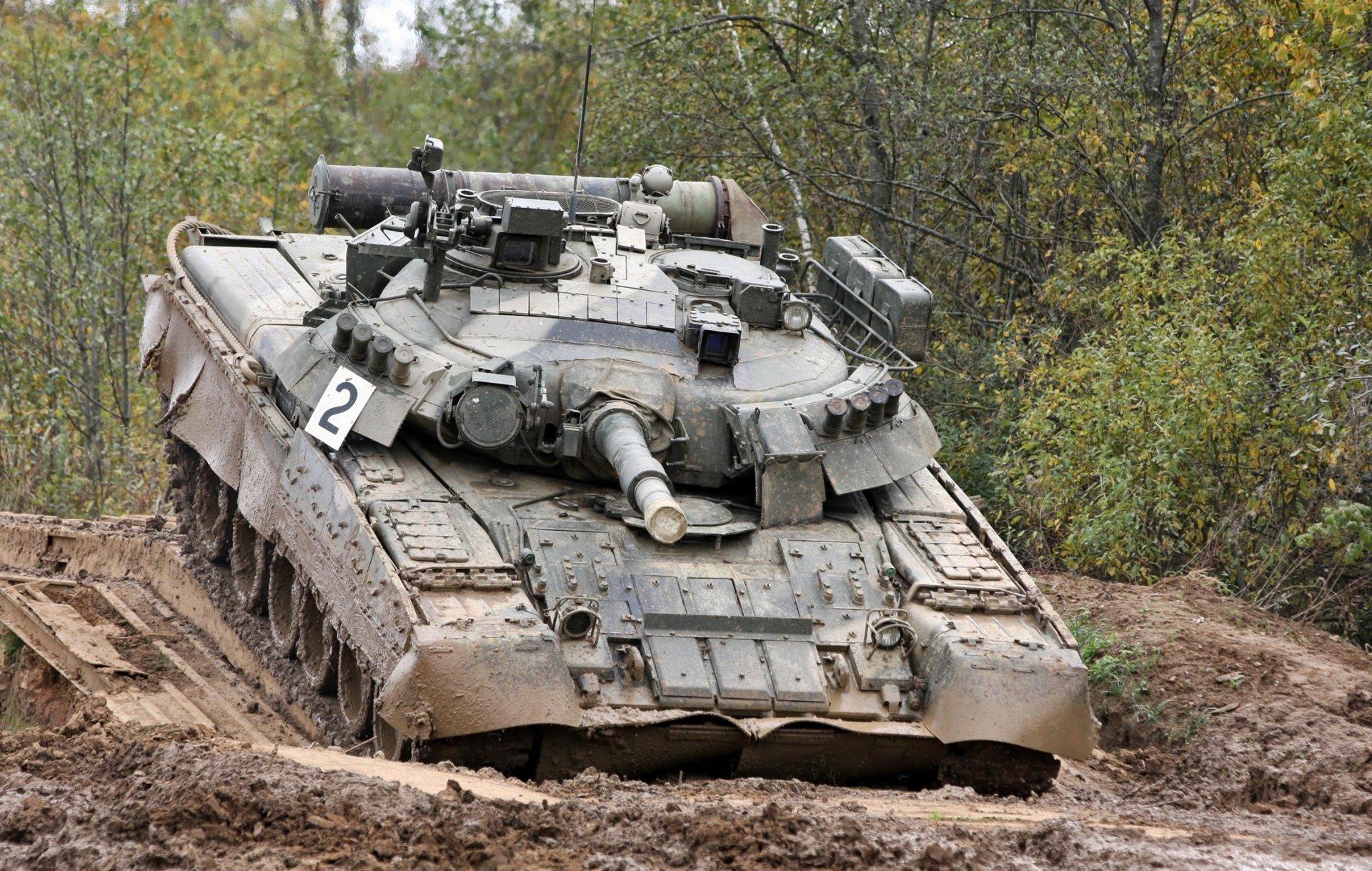 t - 80 ud tanque rusia polígono equipo militar