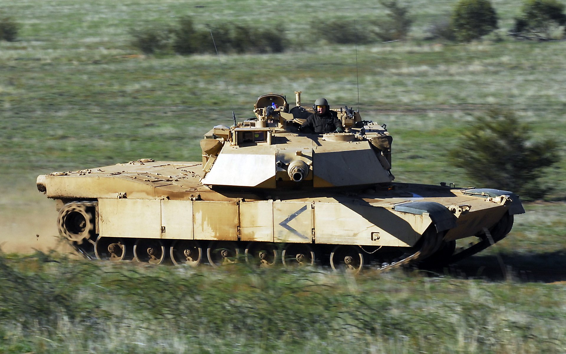 abrams tanque arma